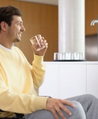 2021_BRITA_Extra_I-Shape_man_wheelchair_1_189533_0Previewmedium